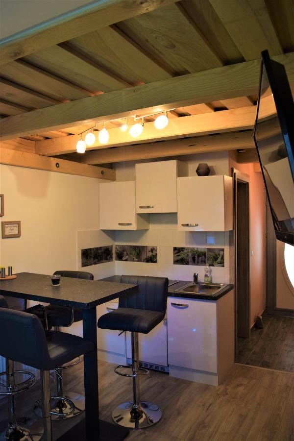 Apartmani Katruza Свети-Мартин-на-Мору Экстерьер фото